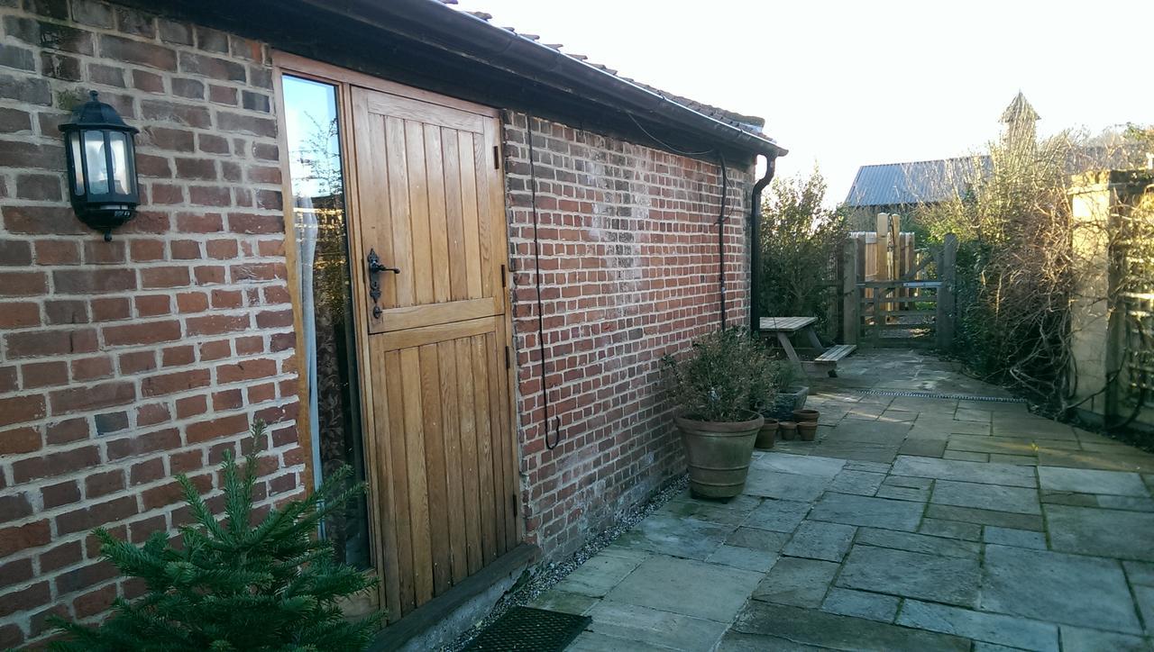 Villa Camps Heath Barn Lowestoft Exterior foto